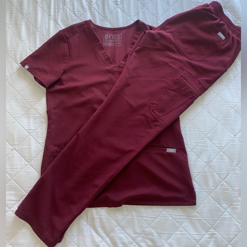 Figs Burgundy Figs Scrub Set